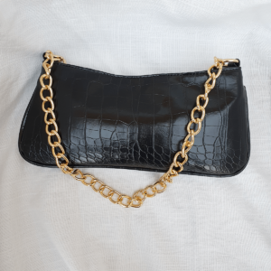 حقيبة يد بعدة الوان