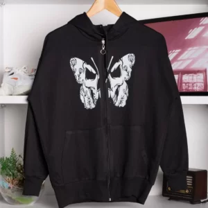 جاكيت بطبعة فراشة